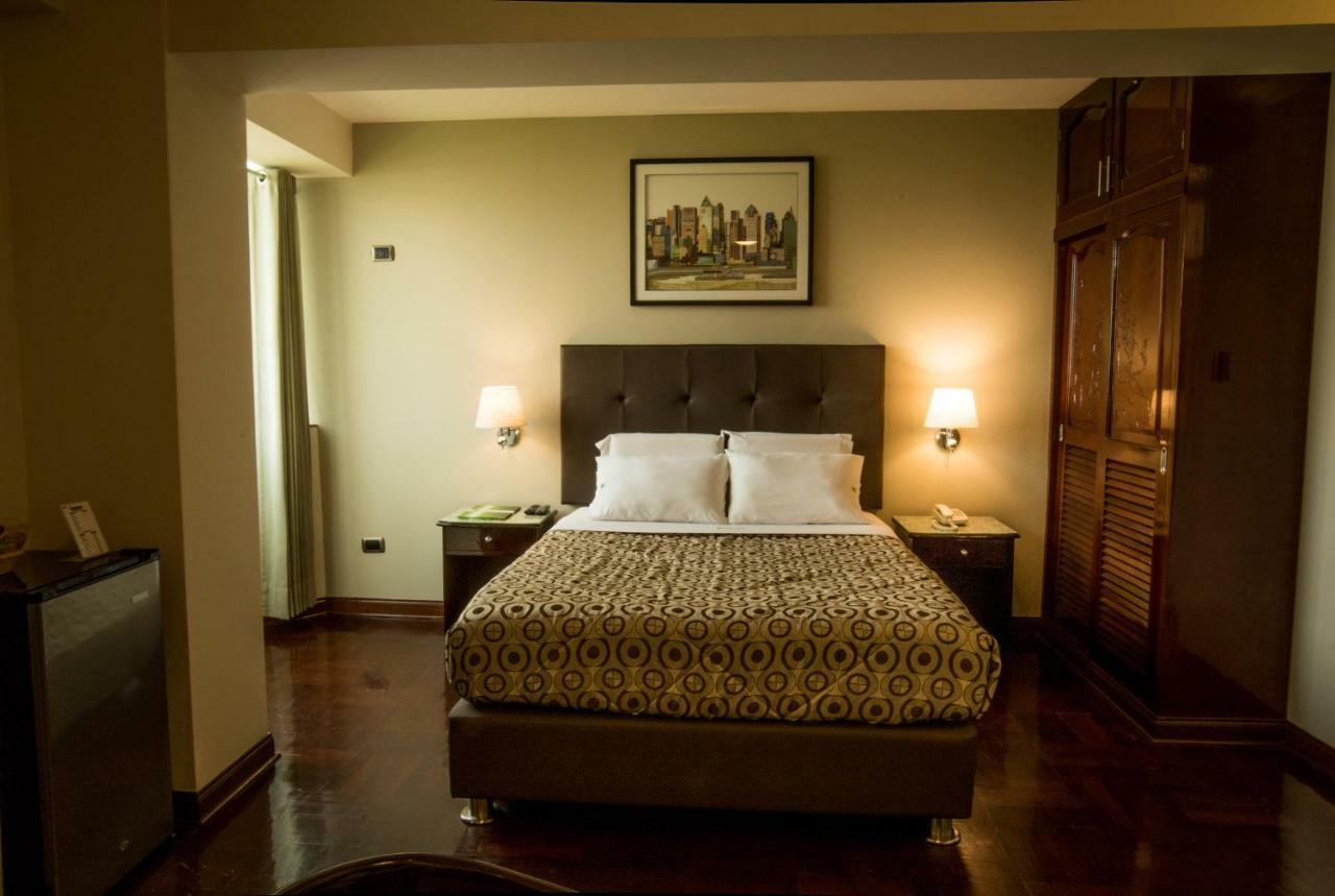 Hotel Lexus